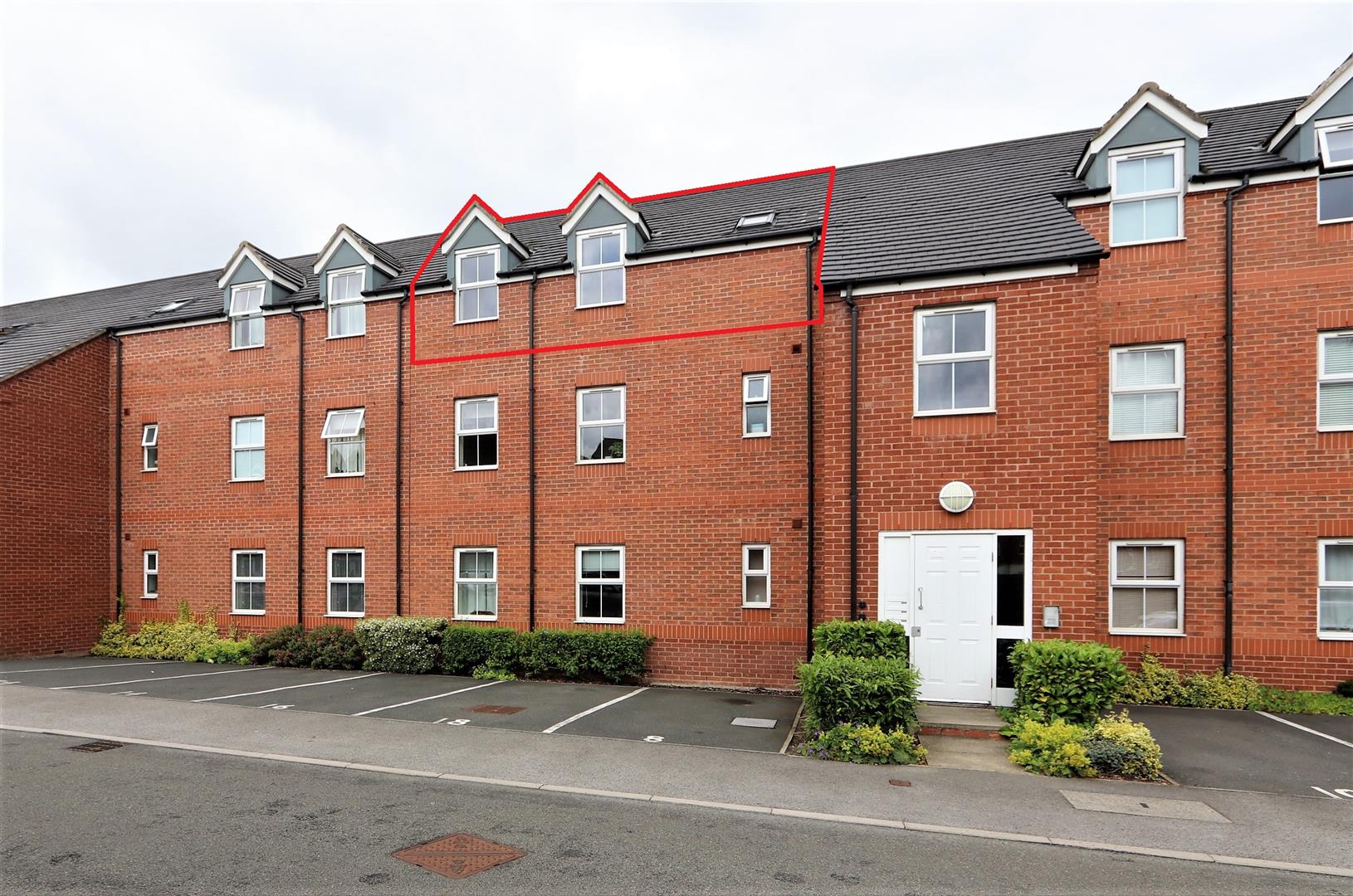 2 Bedroom Property For Sale in AshbyDeLaZouch, Oak Crescent £115,000
